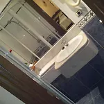 Hotel Castellano I *