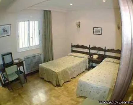 Residencia Castellano I Hotel