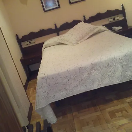 Residencia Castellano I Hotel Salamanca