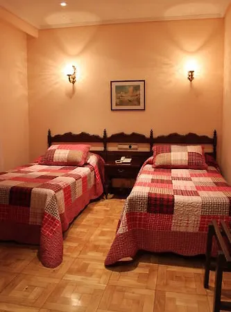 Hotel Residencia Castellano I *